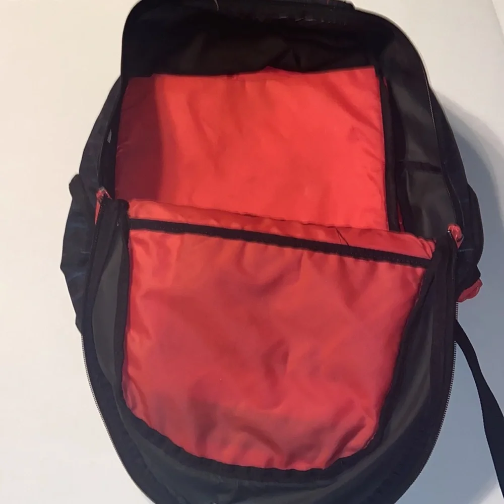 Dakine backpack in great condition